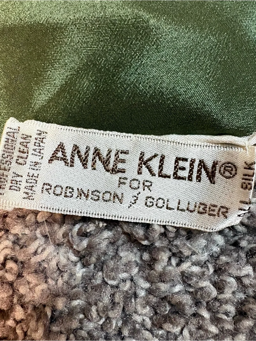 Anne Klein solid silk green scarf.